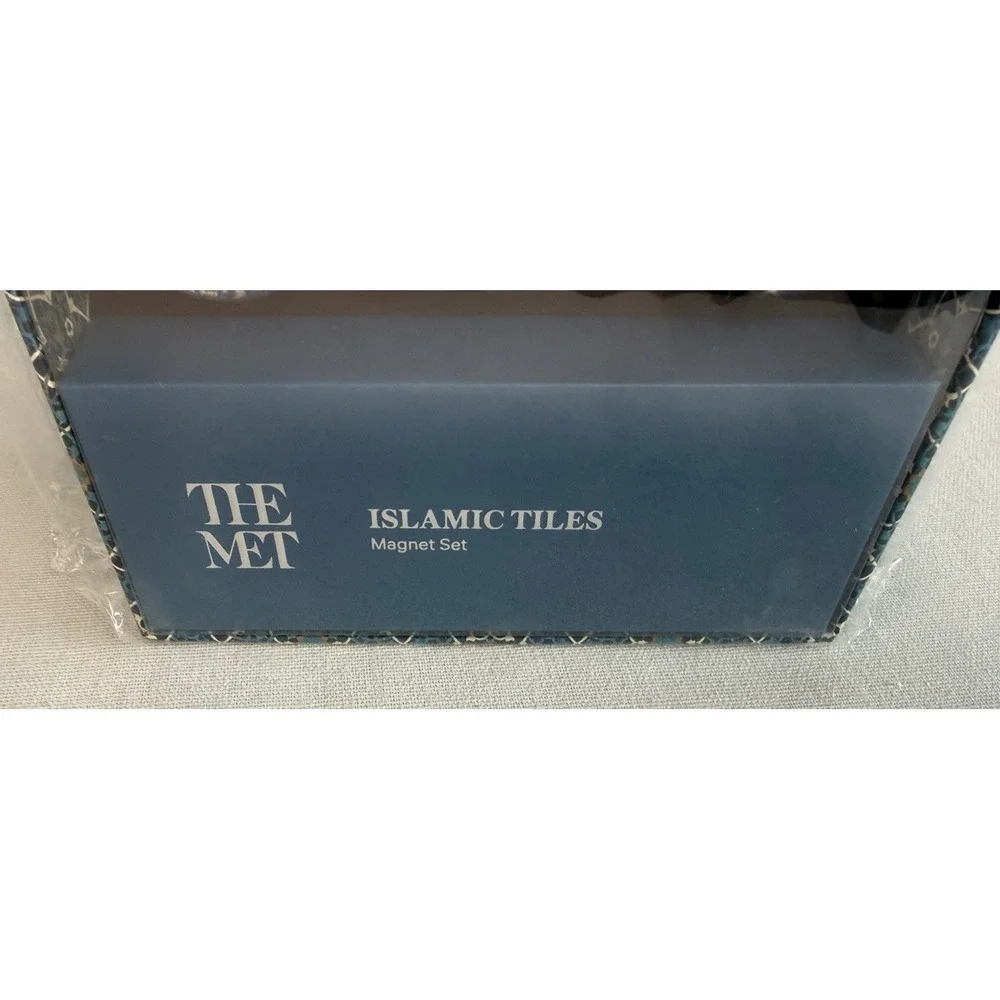 Metropolitan Museum of Art Islamic Tiles Magnets Box of 6 Glass Magnets The Met - Picture 2 of 6
